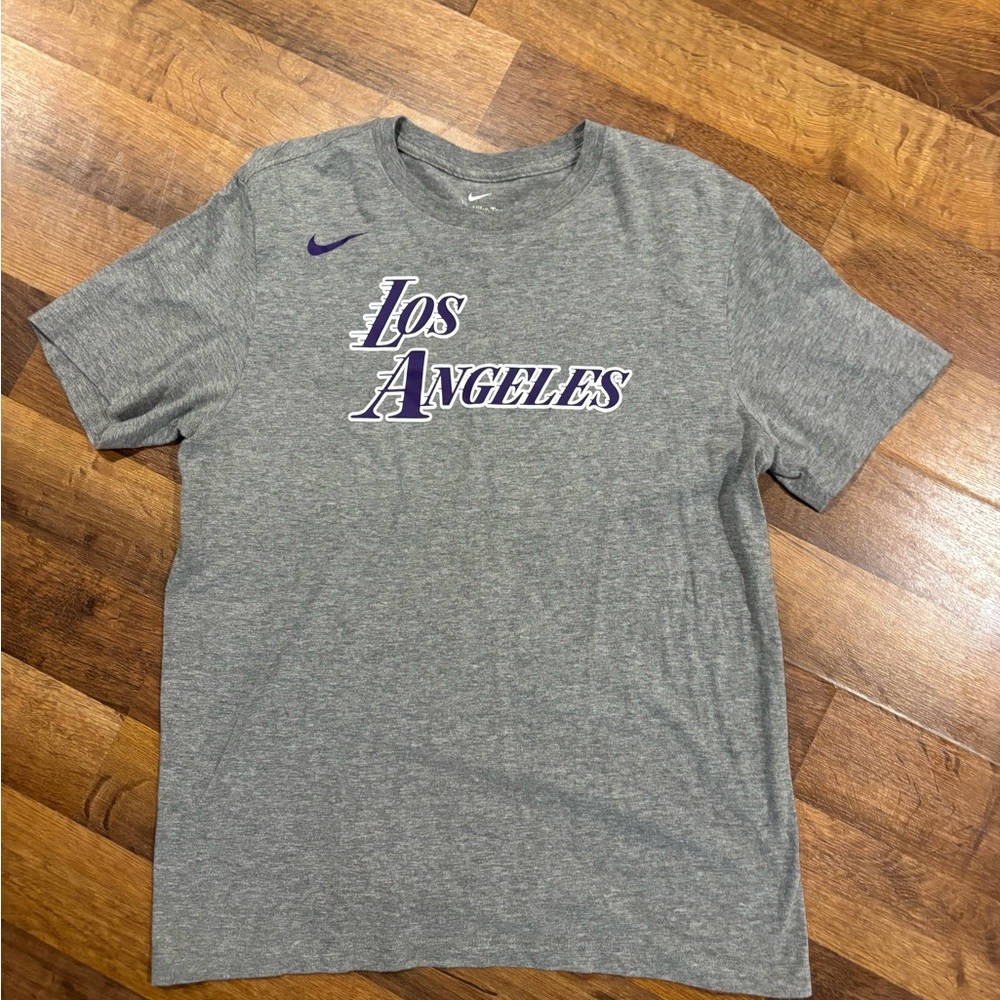 Nike Los Angeles Graphic T-Shirt